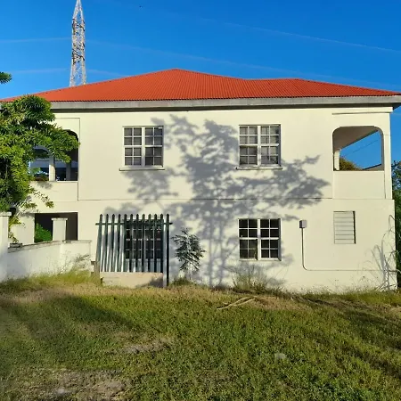 Bougainvillea Rasta Casa Villa